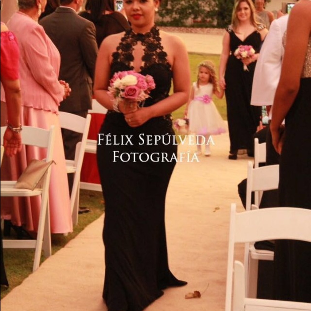 Dress - Picture 3 of 4